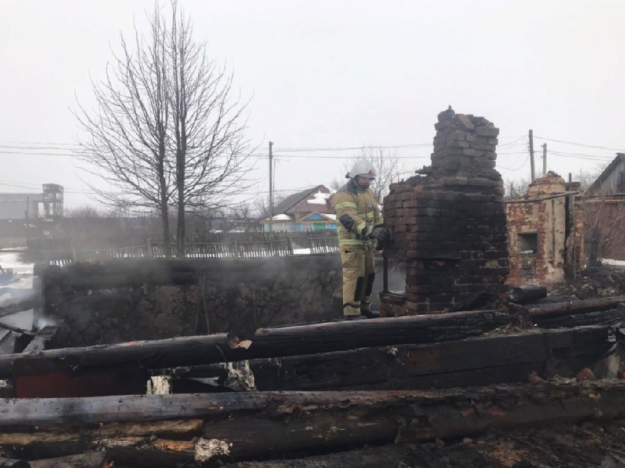 Смертельный пожар в Пачелмском районе унес жизнь двух человек