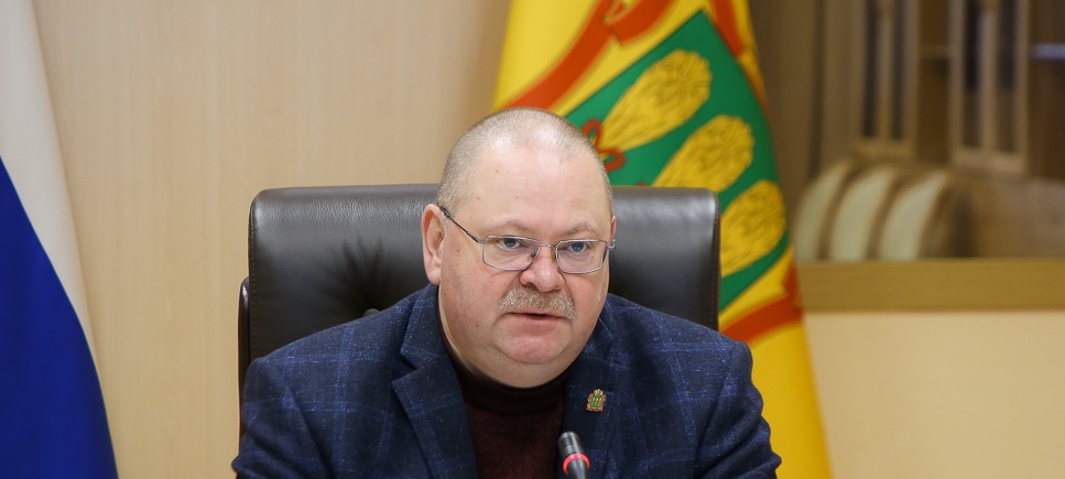 Олег Мельниченко поручил подавать в суд на собственников ветшающих исторических зданий