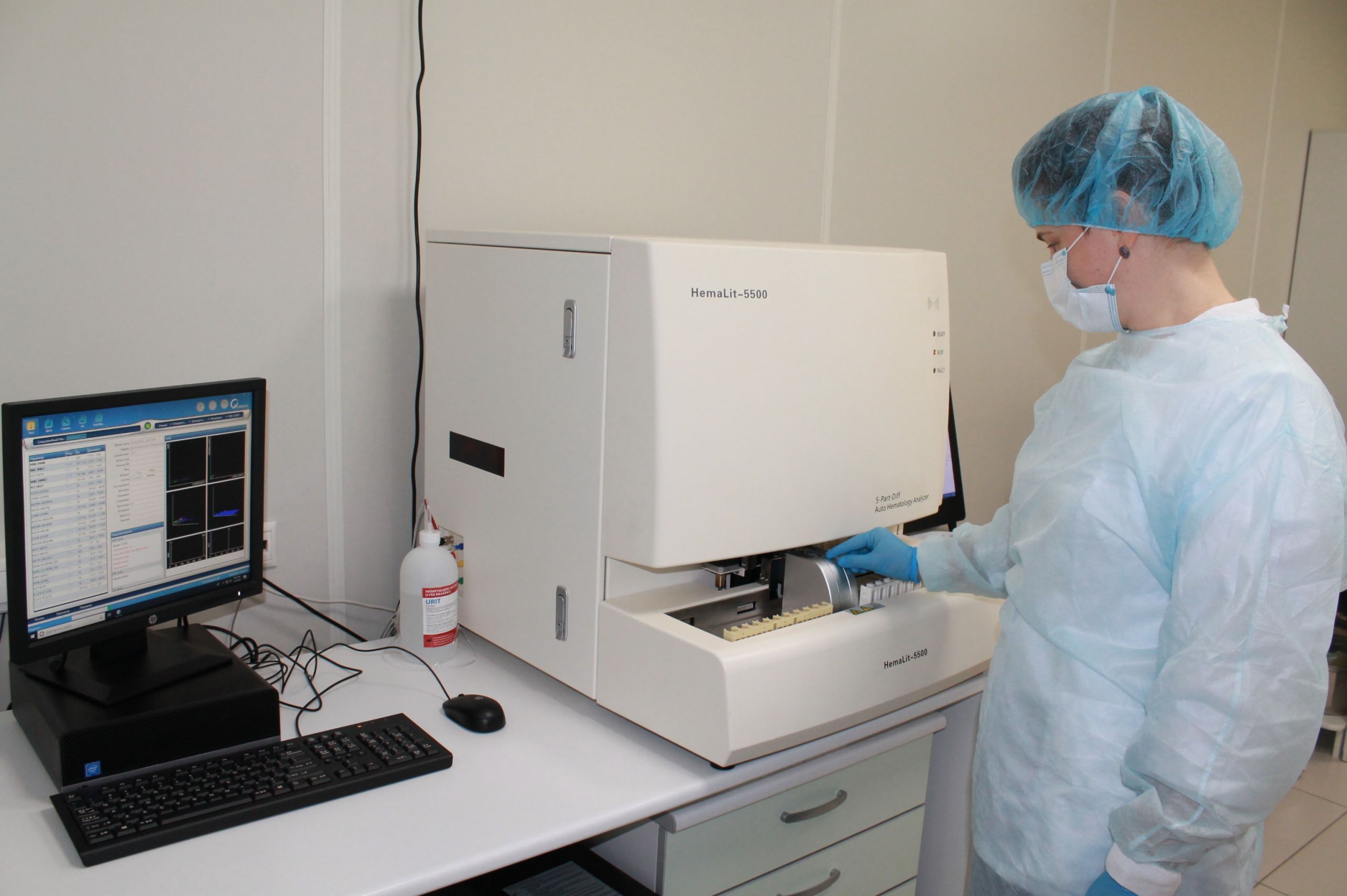 Пензенские врачи смогут исследовать кровь при помощи нового анализатора