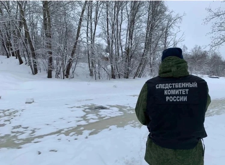 Перед смертью она царапала лед: как живет семья женщины, утонувшей в Крещение