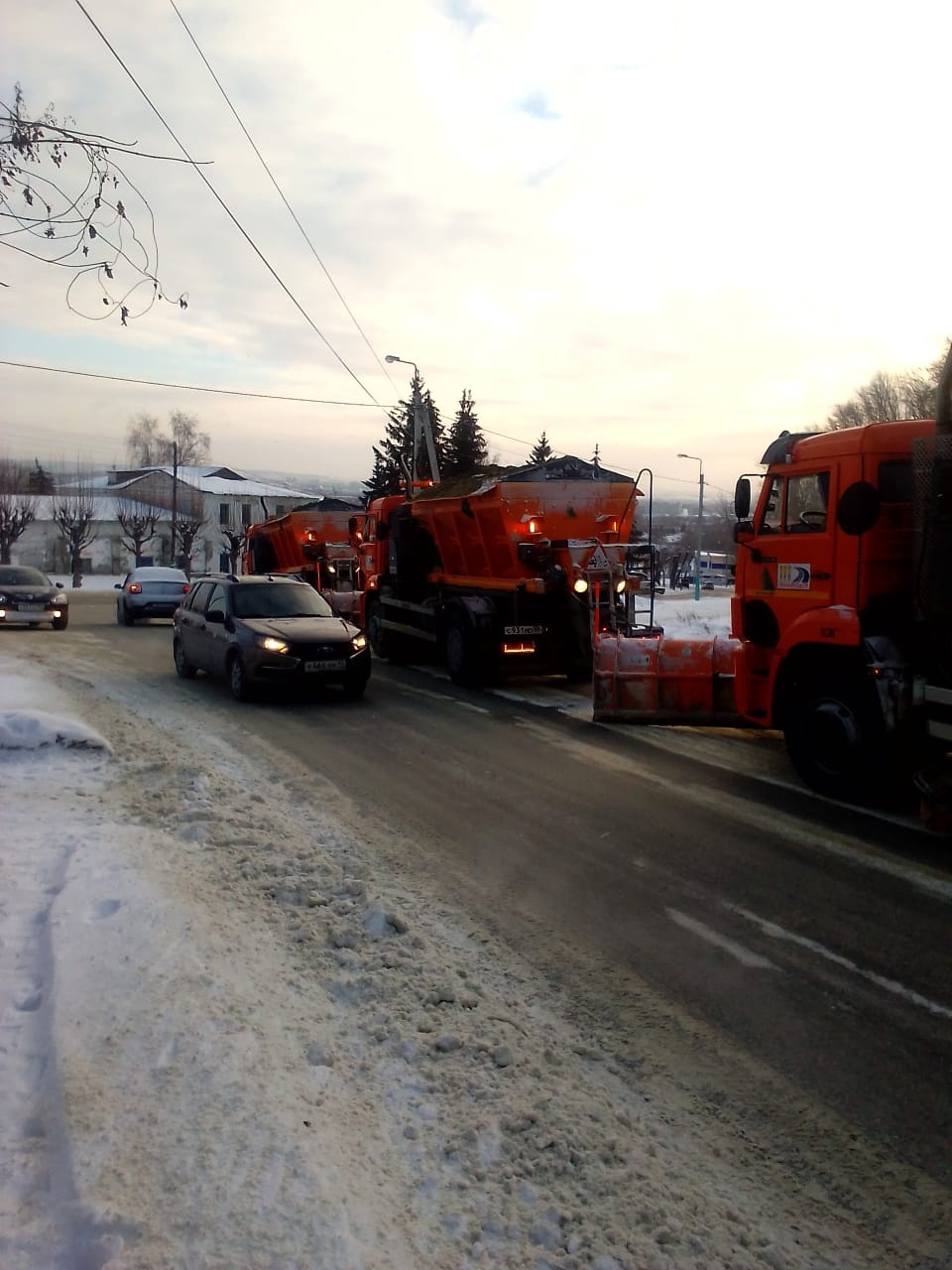 В Пензе на дороги высыпали более 230 тонн песко-соляной смеси