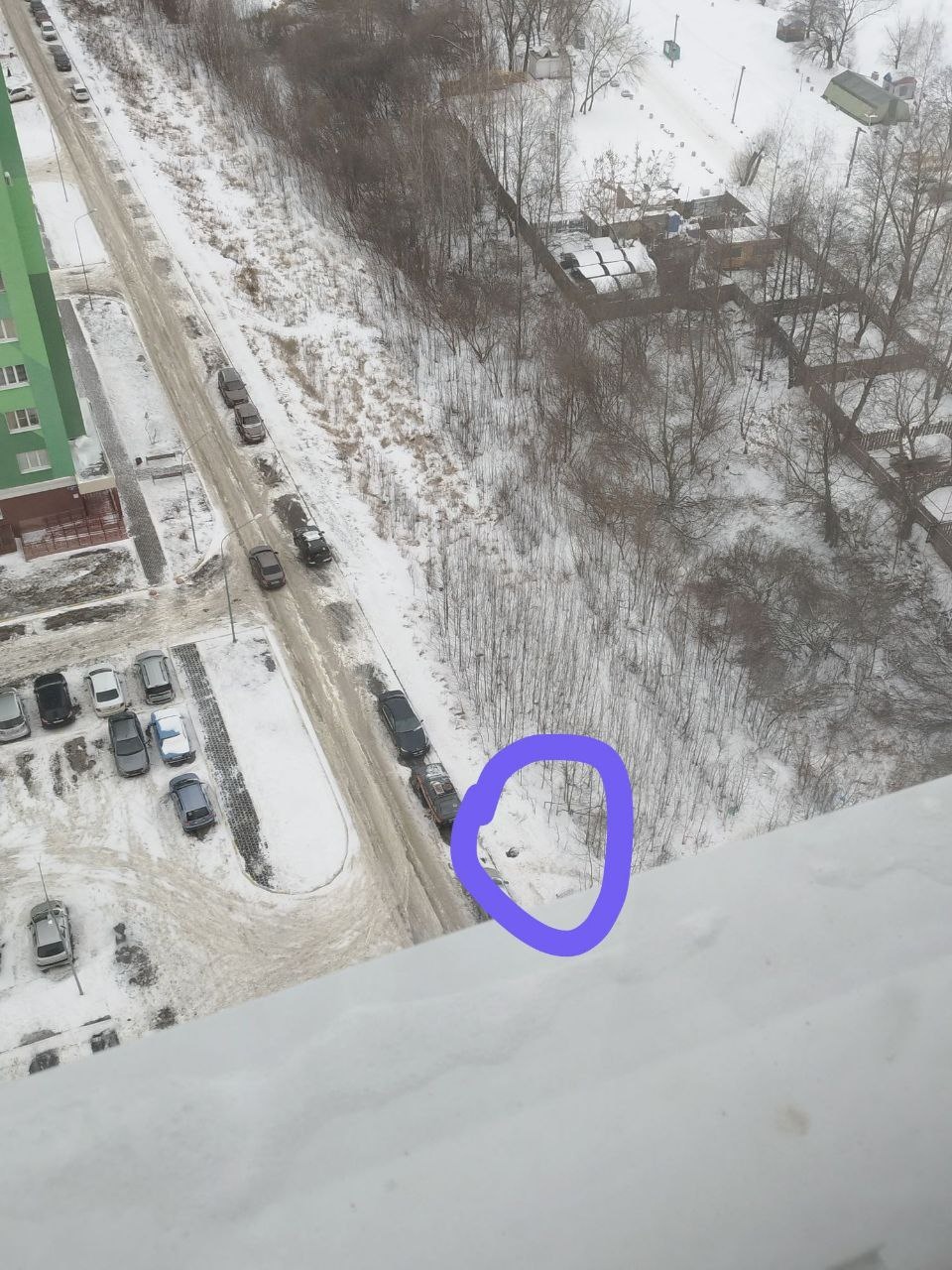 Пензенцы во время Крещенских купаний на пляже ГПЗ рискуют провалиться в люк