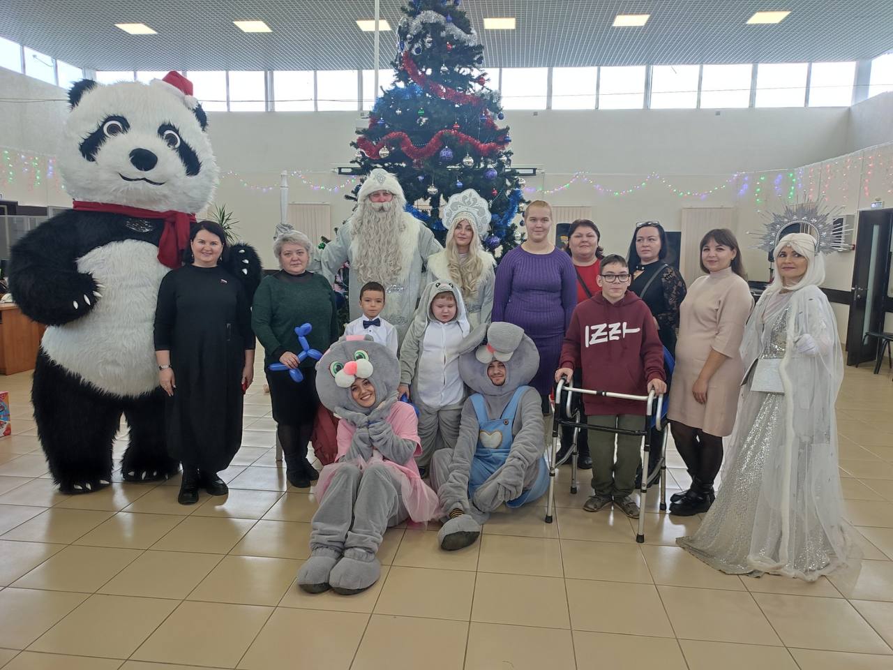 Ольга Чистякова организовала новогодний праздник для особенных детей