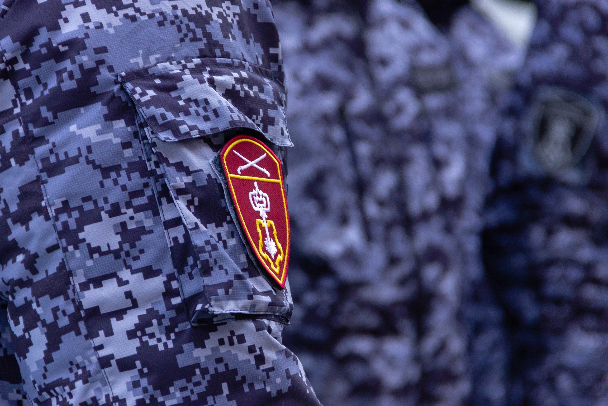 В Пензе в бар пришлось вызывать Росгвардию, чтобы утихомирить буйного посетителя