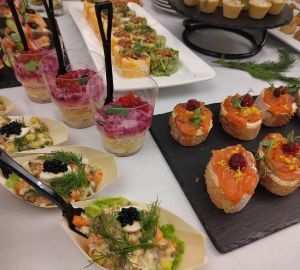 Самые аппетитные бутерброды с красной рыбой, которые исчезнут со стола за пять минут