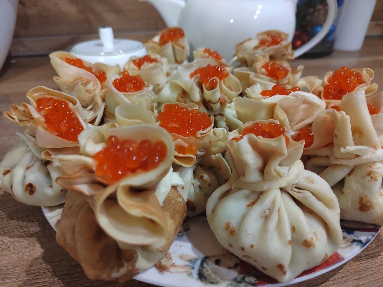 Готовим закуски из красной и черной икры