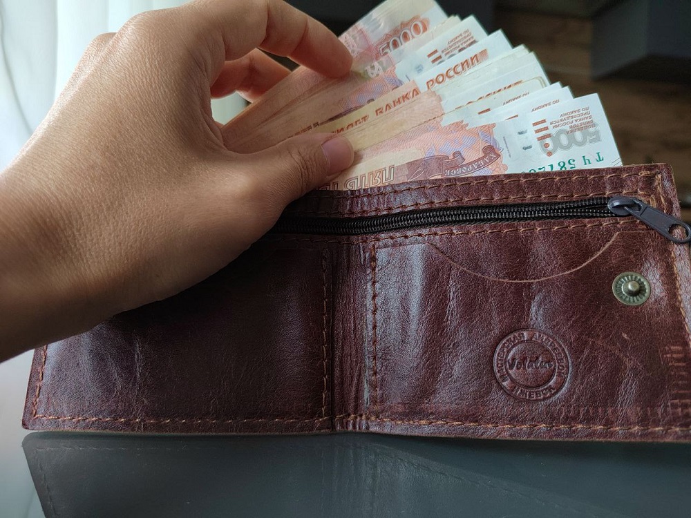 В Пензенском районе пенсионера обманул «волонтер», покупающий ему продукты