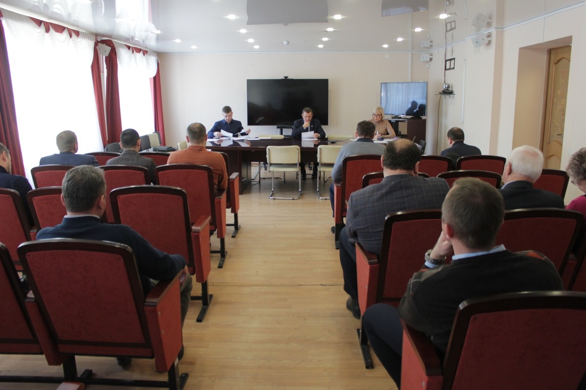 Александр Гришаев подверг критике работы по ремонту улицы Рябова