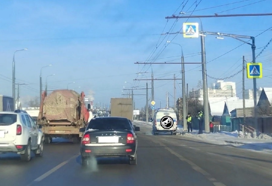В пензенской Терновке иномарка сбила подростка на пешеходном переходе