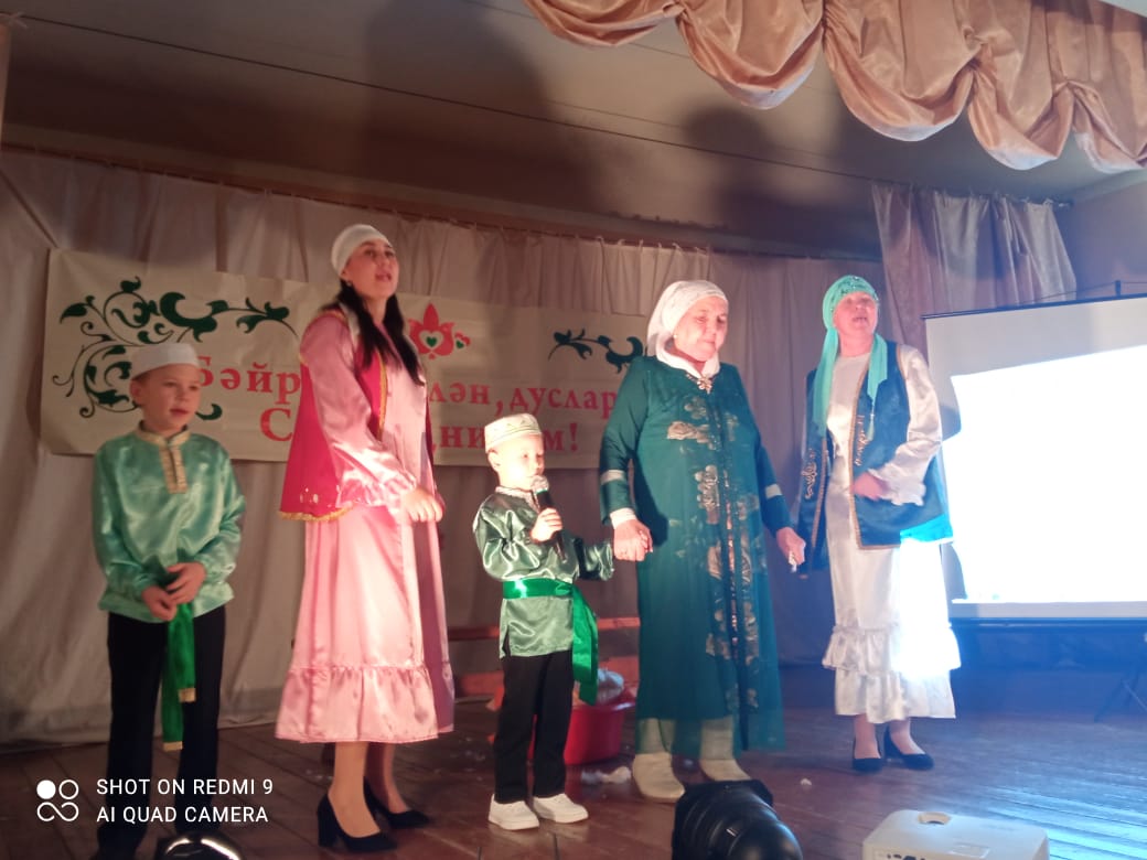 Кузнецким супер-бабушкам вручили дипломы и подарки