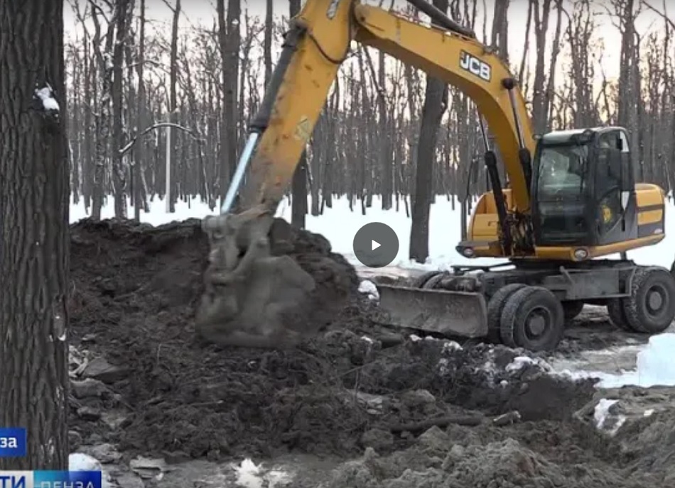 Жители Западной поляны остались без воды из-за прорыва трубы в районе Олимпийской аллеи