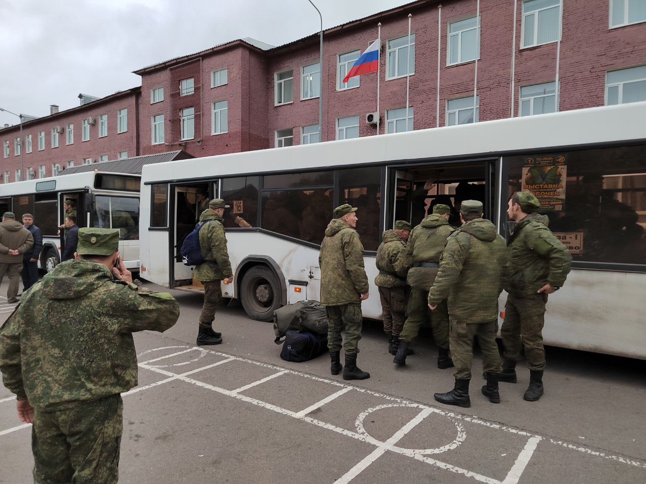 Пензенцам обещали сохранить отсрочку для отцов троих детей