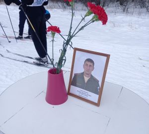 В Кузнецке прошли соревнования по лыжным гонкам, посвященные погибшему участнику СВО