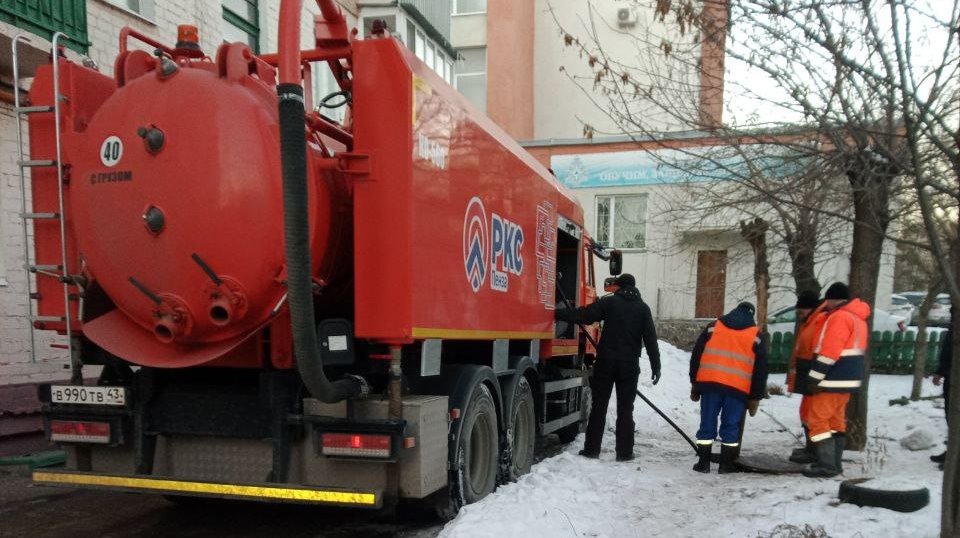 В Пензе за год прочистили более 73 километров канализационных труб