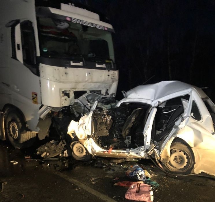 В Нижнеломовском районе в ДТП на М5 погибли три человека