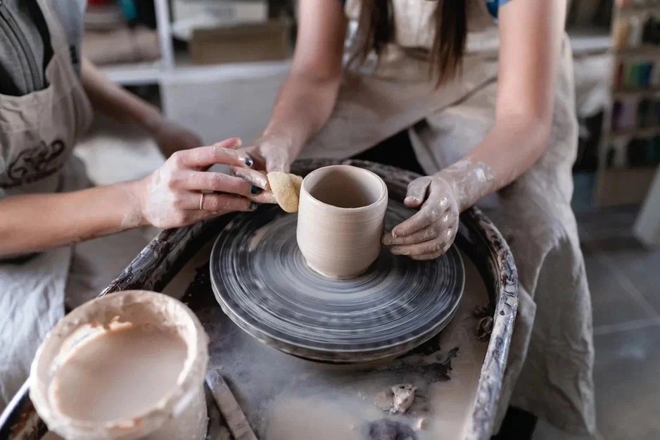 Пензенских мам приглашают бесплатно освоить профессию гончара