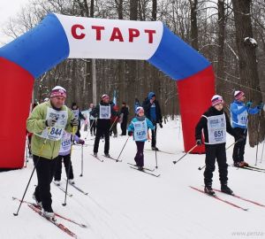 Глава города Пензы открыл «Лыжню России-2023» на Олимпийской аллее