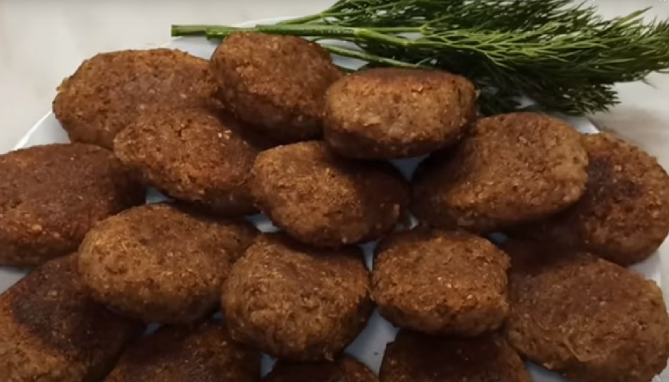Готовим вкусные постные гречневые котлетки с грибами