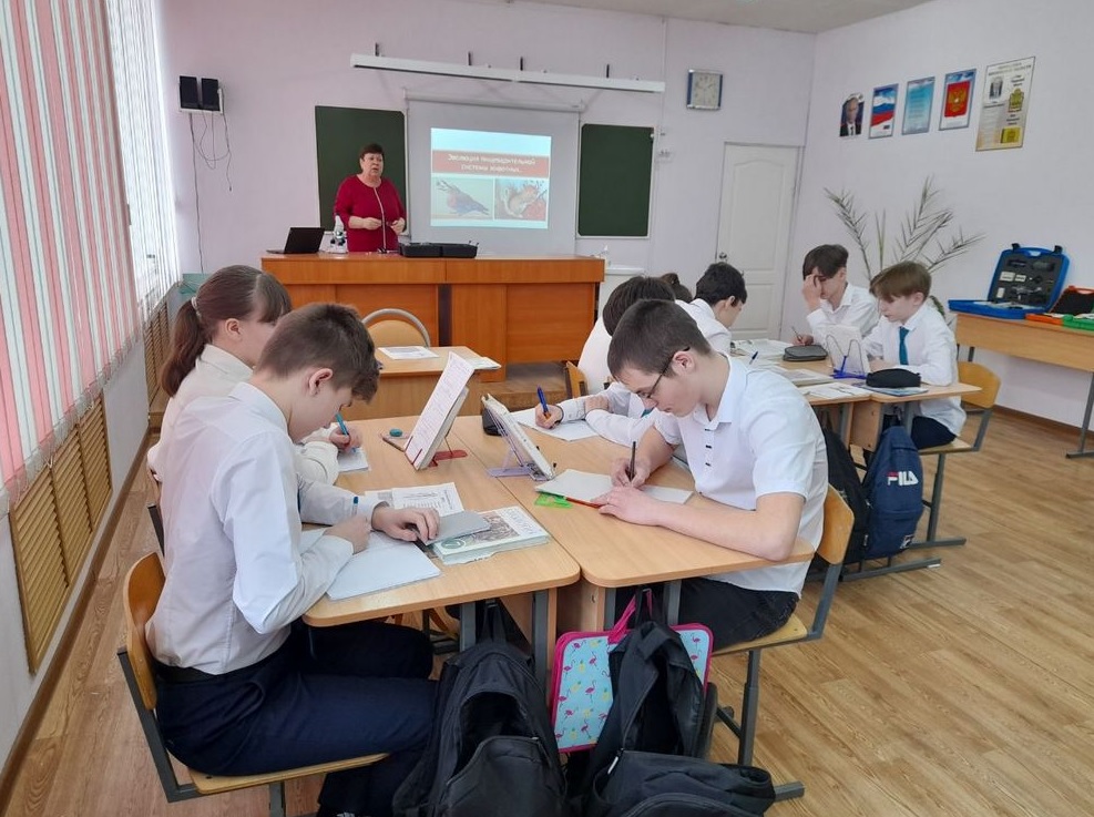 В Пензенских школах отремонтировали пищеблоки и оснастили их новым оборудованием