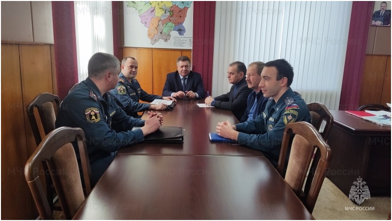 В домах жителей Мокшанского района установят 795 пожарных извещателей