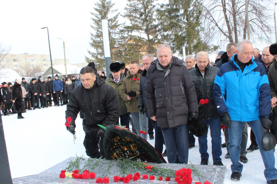 Кузнечане почтили память солдат, погибших в Афганистане
