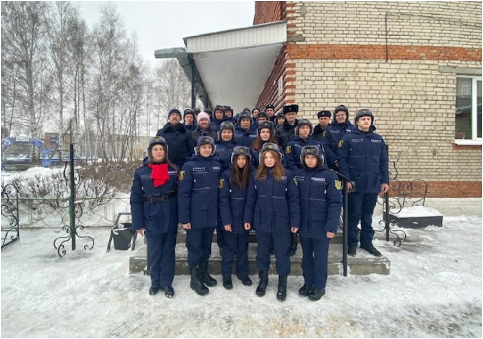 Бойцам отряда «Тигр» в Каменском районе вручили форму установленного образца