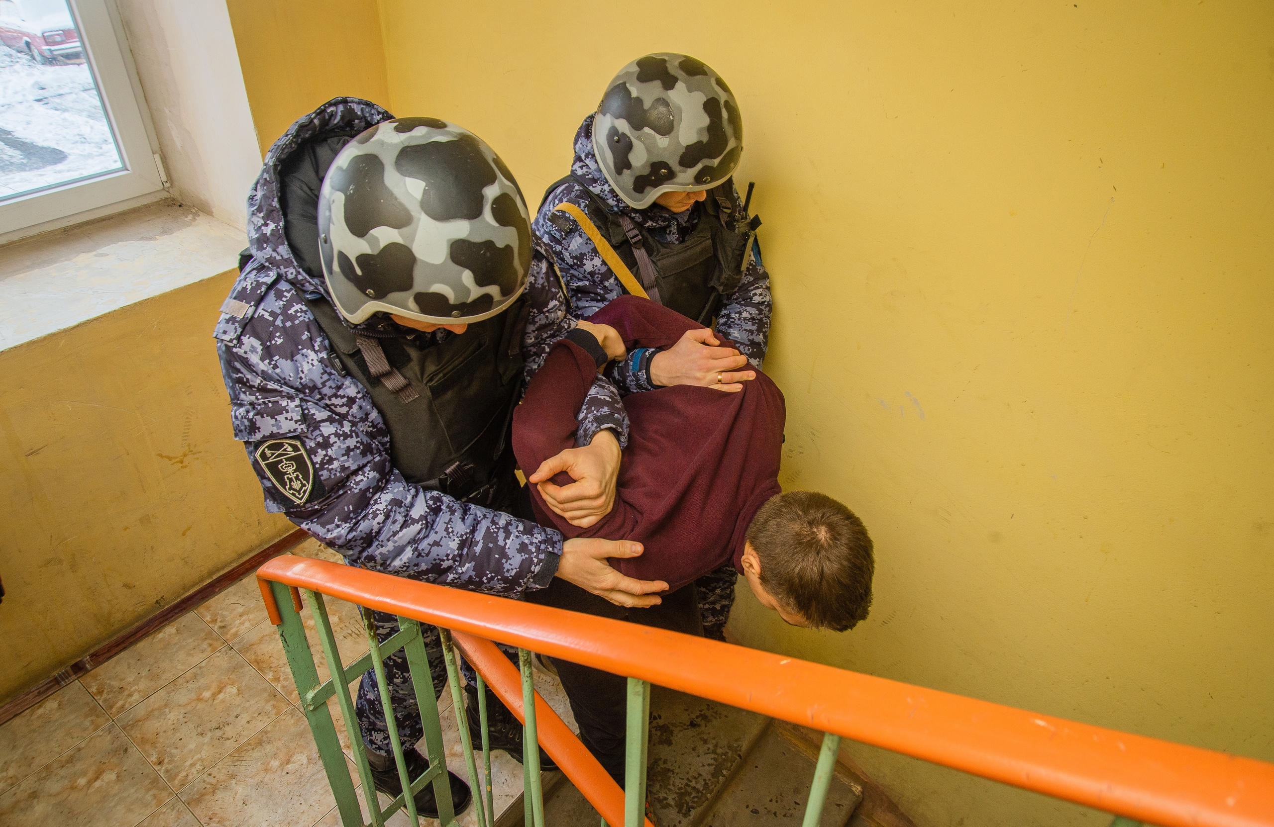 Довел до больницы: в Пензе жителя задержали за избиение девушки