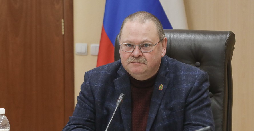 Олег Мельниченко поручил до 1 апреля привести госпрограммы в соответствие с законом о бюджете на 2023 год