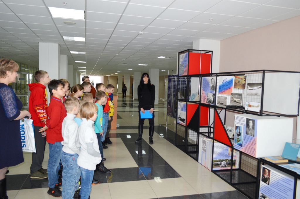 В Пензе прошла интерактивная выставка-инсталляция «Небо начинается с Земли»