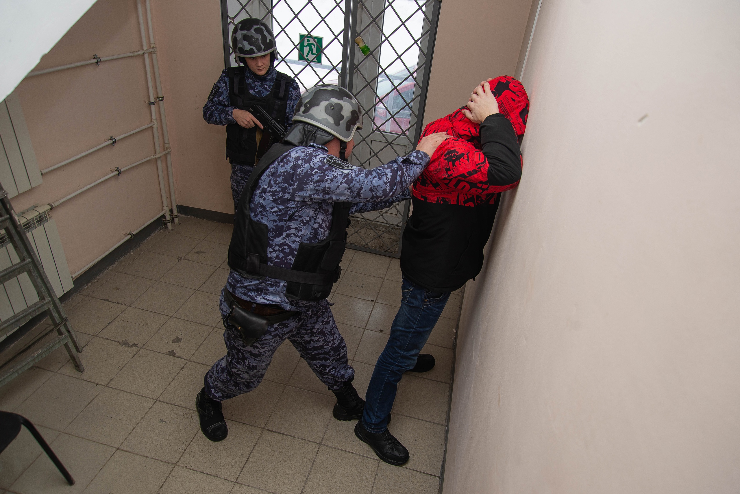 В Пензе задержали агрессивного мужчину, избившего знакомого из-за спора