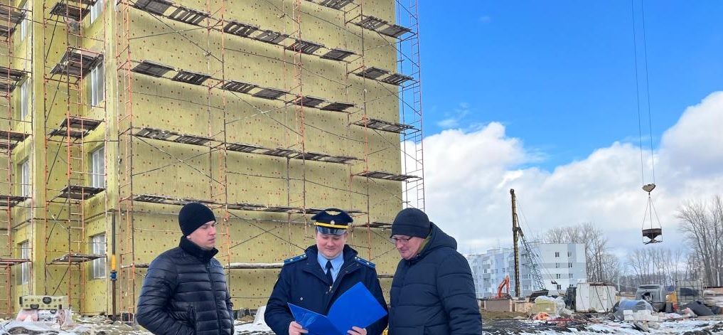 В микрорайоне Заря дом для переселенцев могут сдать позже срока