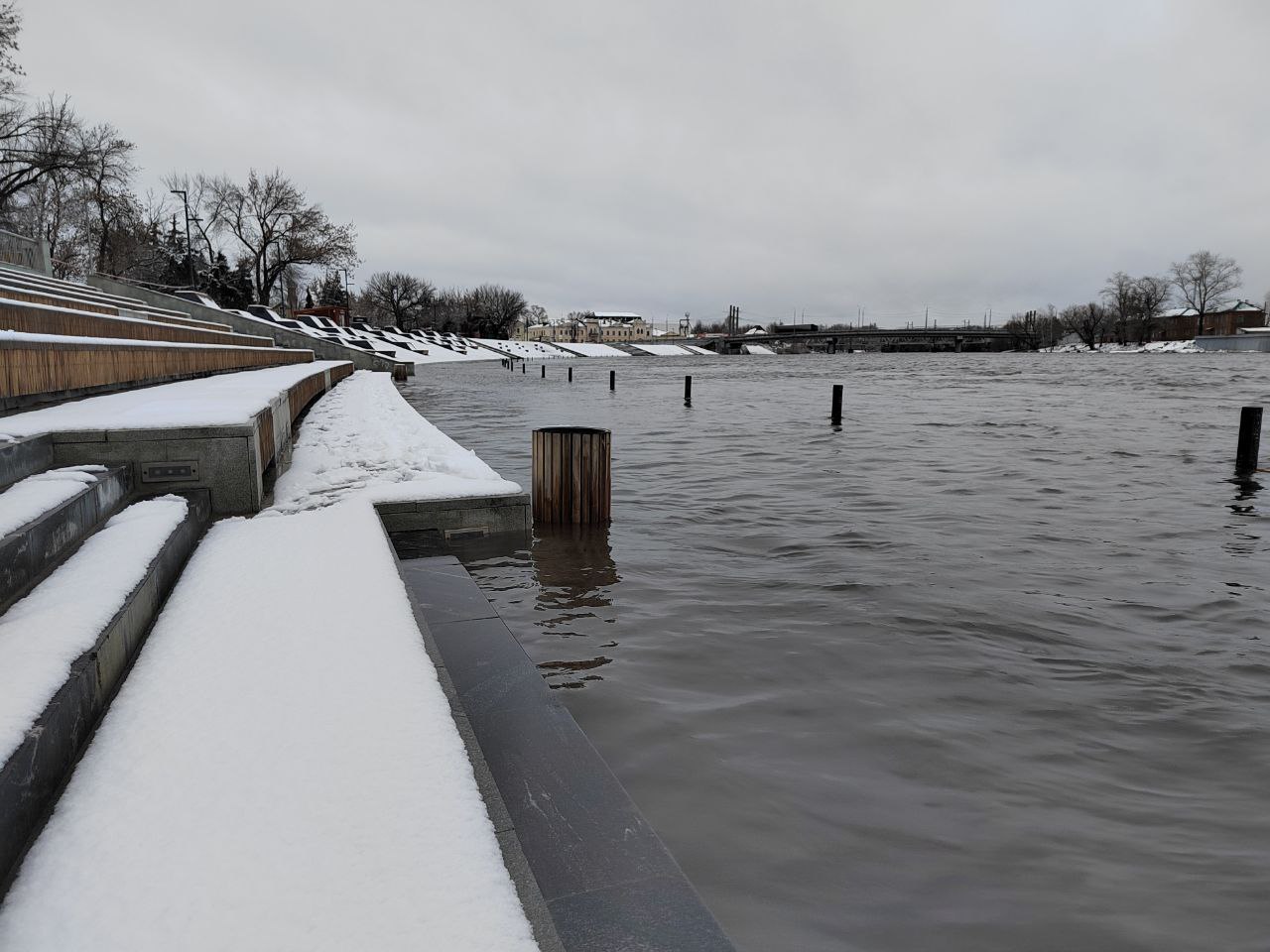 В Пензе центральная набережная ушла под воду