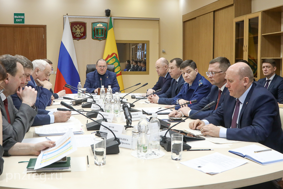 Олег Мельниченко поручил обеспечить транспортную доступность в новых микрорайонах