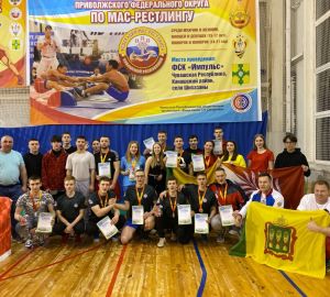 Пензенские атлеты завоевали 19 медалей первенства и чемпионата ПФО по мас-рестлингу