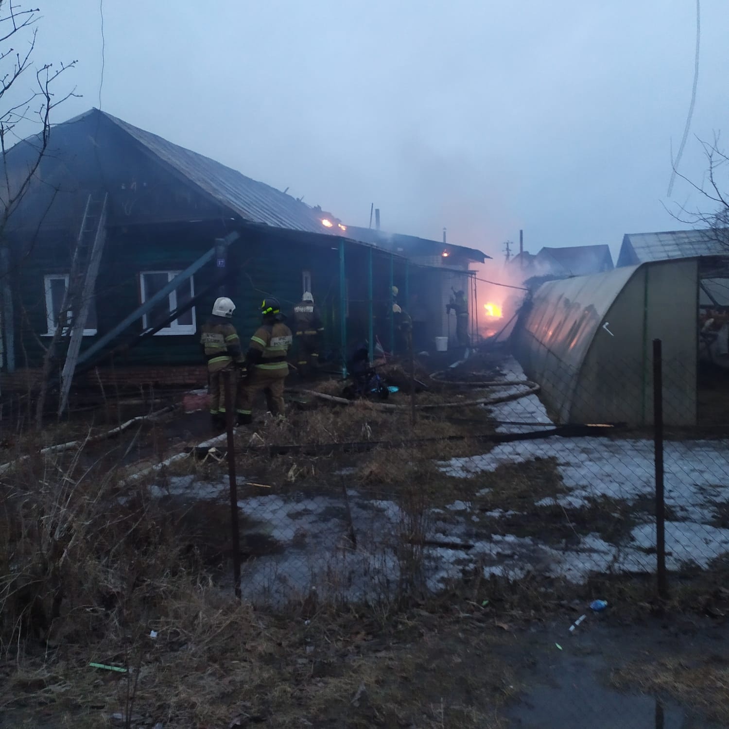В МЧС рассказали подробности вечернего пожара в Засечном