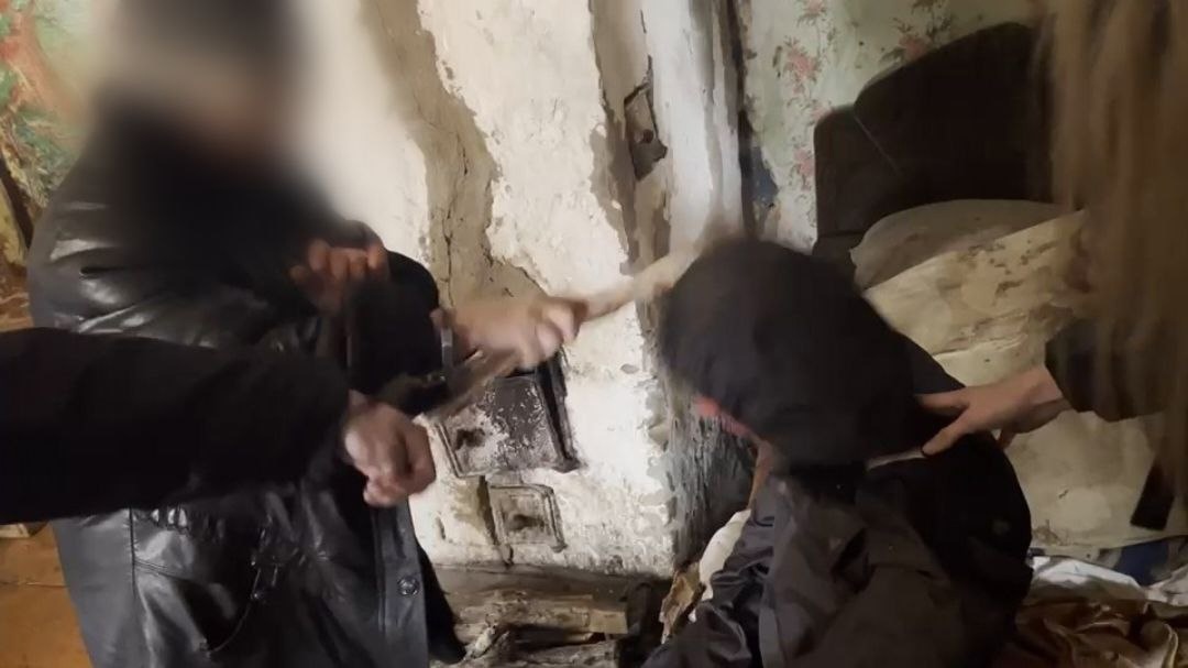 В Пензенской области в День всех влюбленных супруга до смерти забила мужа поленом