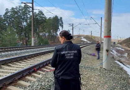 В Пензе под колесами поезда погиб пожилой мужчина