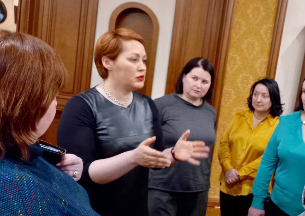 Ольга Чистякова организует совместную работу с лидерами женского движения из Запорожья
