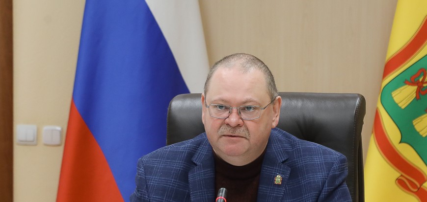 Олег Мельниченко поручил помочь эвакуироваться гражданам, оказавшимся в зоне подтопления