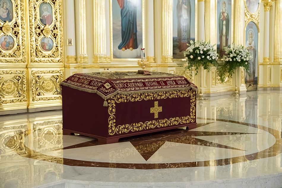 Благодатный огонь доставили в Пензу