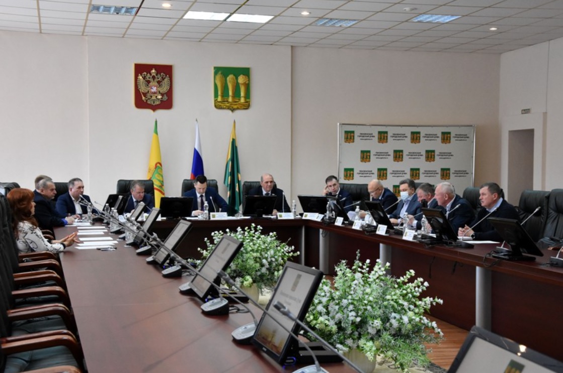 Александр Басенко пообещал сделать Московскую улицу запретной для тяжелой техники