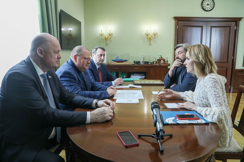 Вадим Супиков принял участие в рабочей встрече с Уполномоченным по правам ребенка в России Марией Львовой-Беловой