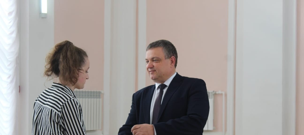 В Сердобске новые квартиры получили 11 детей-сирот