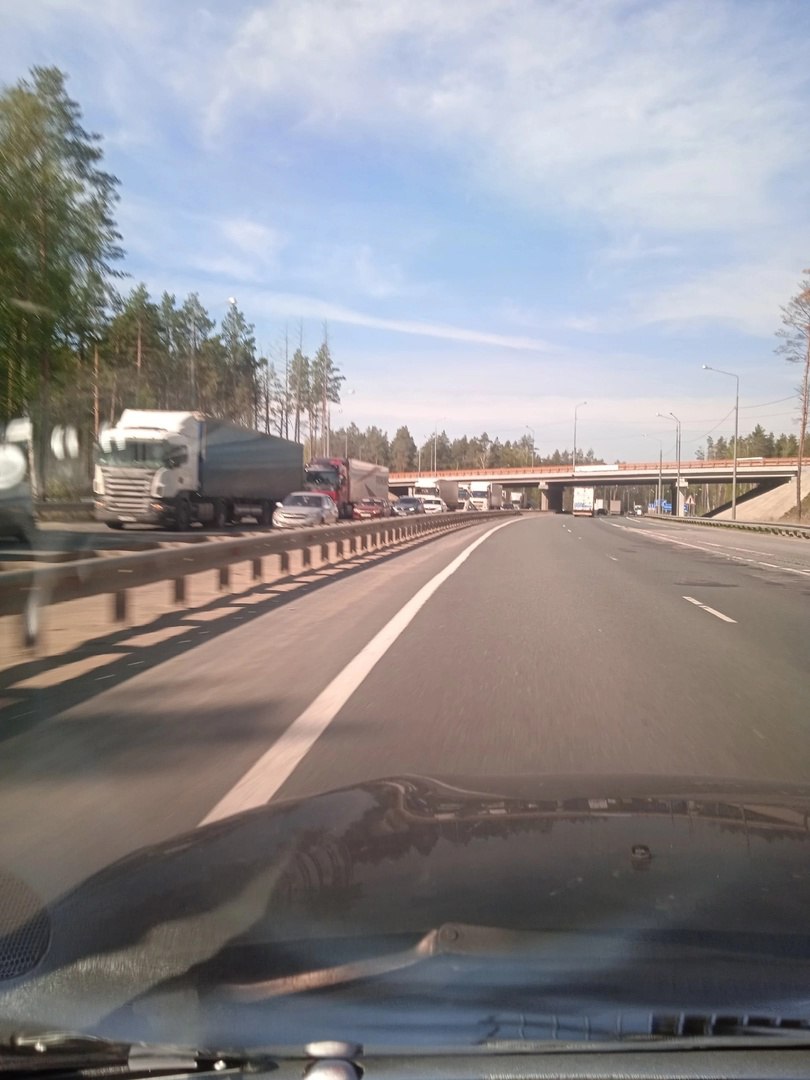 Пензенцы сообщили о большом заторе из-за аварии на трассе М5