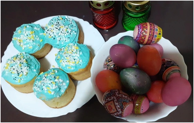 5 необычных и простых способов покрасить яйца к Пасхе