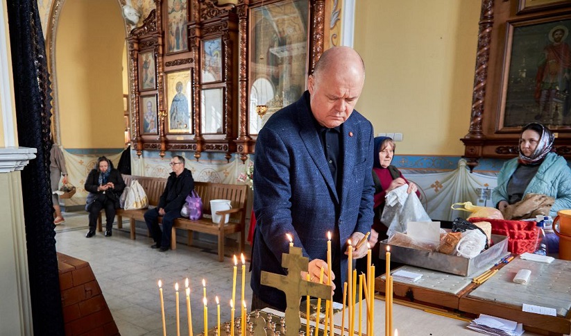 Вадим Супиков посетил Покровский архиерейский собор накануне праздника Пасхи
