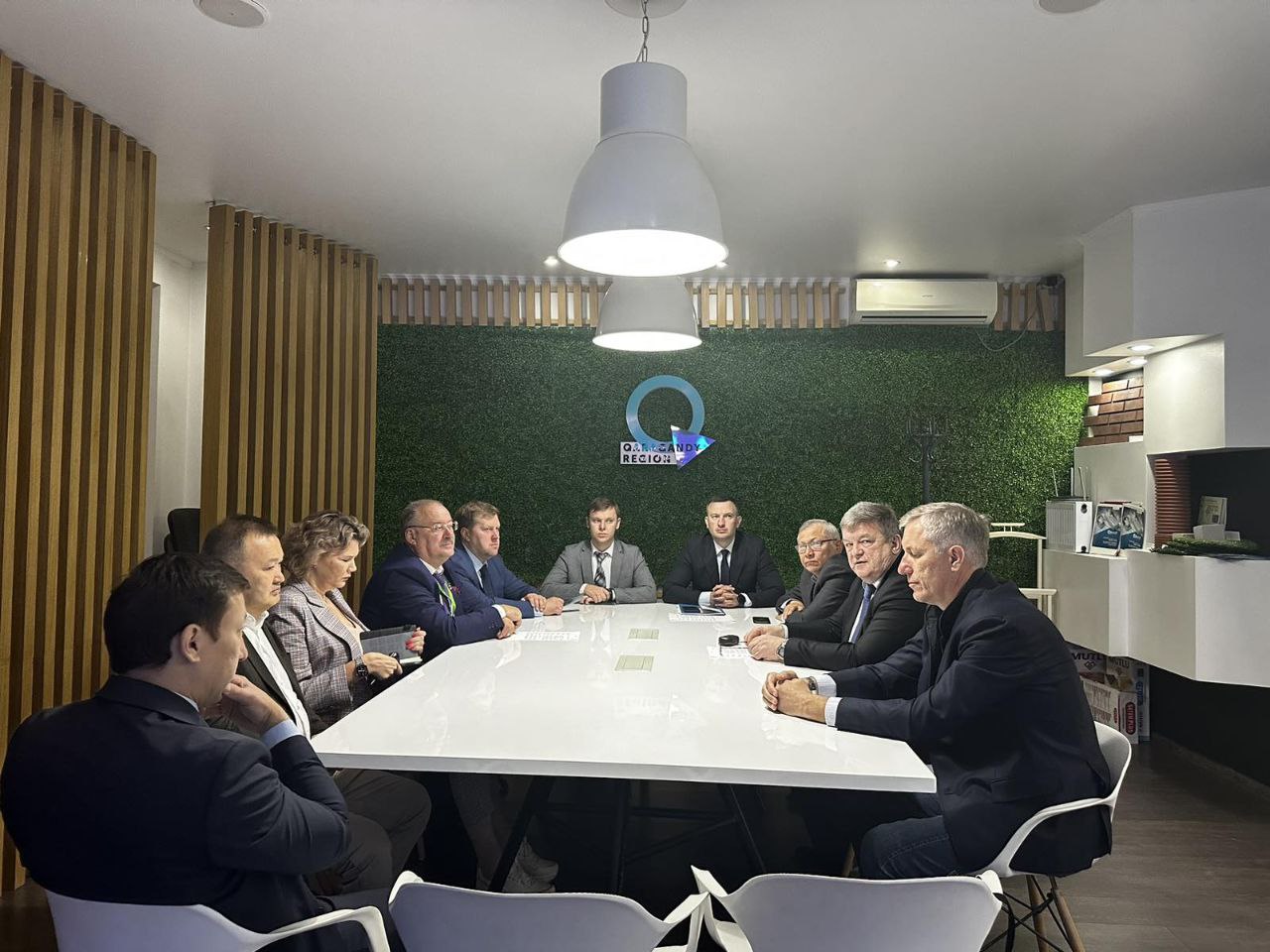 Ольга Изранова провела переговоры о совместном предприятии в Казахстане