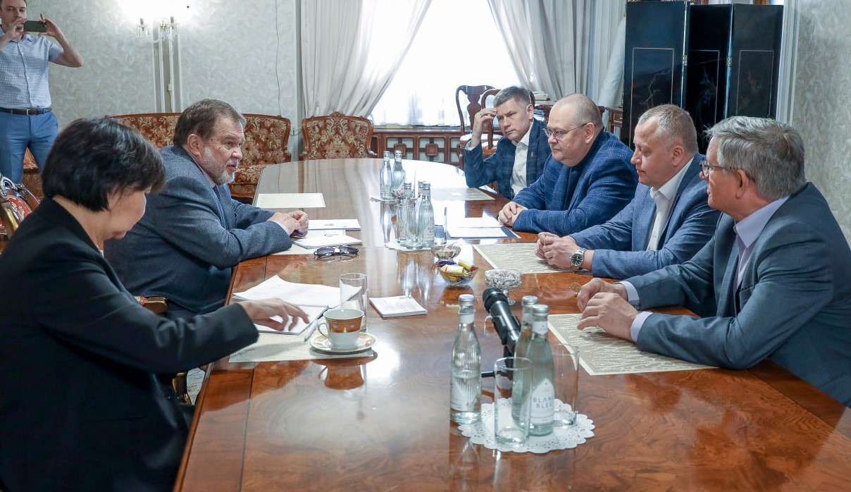 Пензенская делегация во главе с Олегом Мельниченко прибыла в Узбекистан