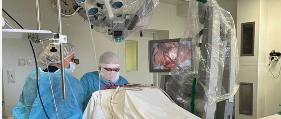 Пензенские хирурги первыми в области провели сложнейшие операции на головном мозге