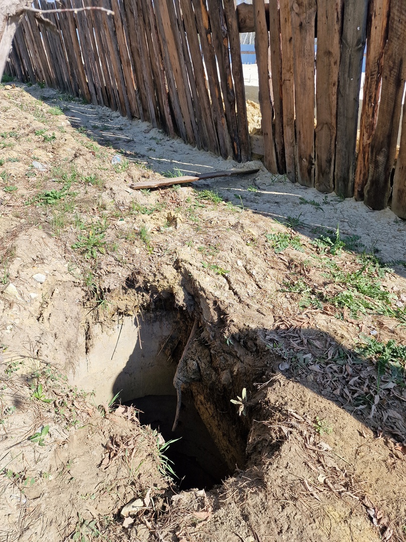 Жители Кузнецка бьют тревогу из-за открытых колодцев